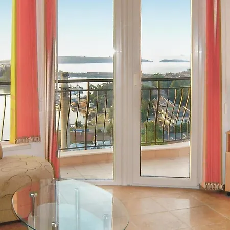 Apartamento One-bedroom In *